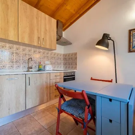 One Bedroom With Private Bathroom And Kitchen 샬레 *