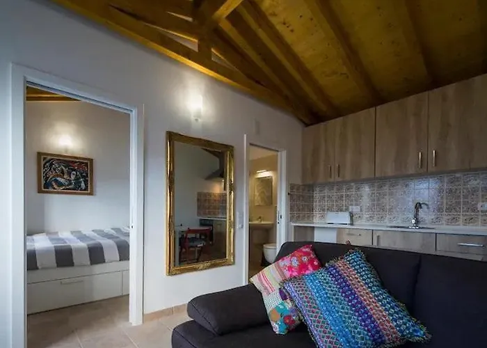 Chalet One Bedroom With Private Bathroom And Kitchen