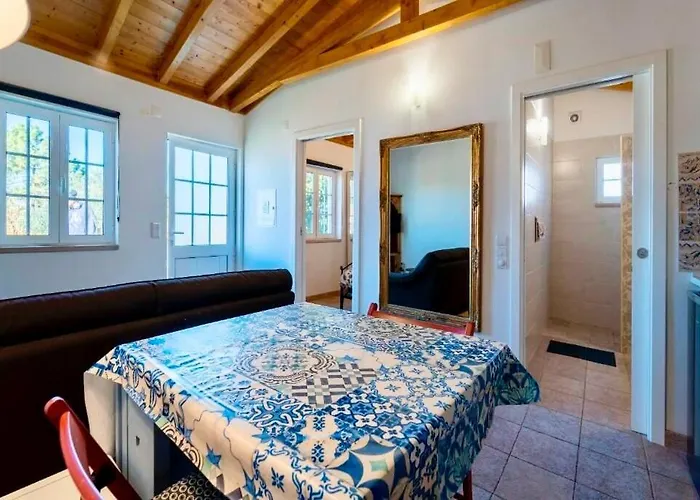 Chalet One Bedroom With Private Bathroom And Kitchen *